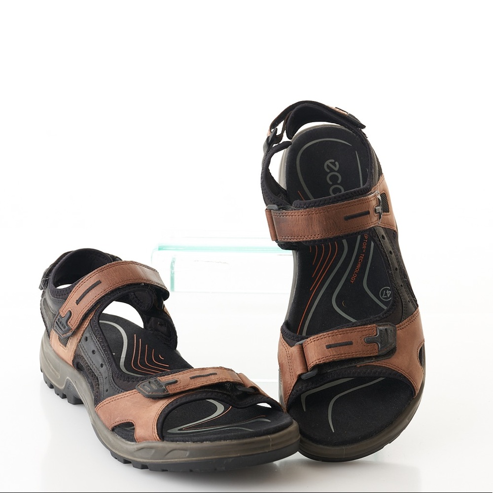 ECCO Yucatan Walking Outdoor Everyday Sandal Brown